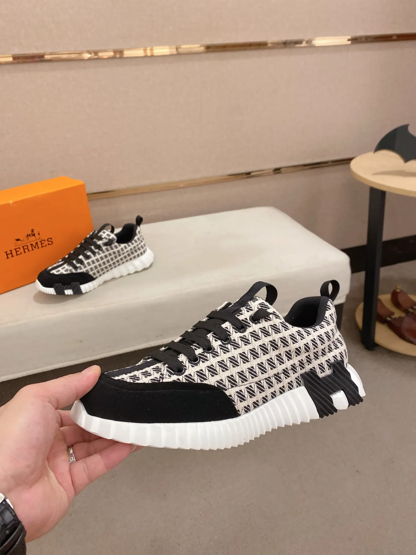 Men's clothing and shoes💰: 420💰《HERMES》【Classic Original Version】Hermès; Top 🔝 Purchasing Agency 🔍🔍Latest 🇺🇸Sold simultaneously at counters, original imported from Italy ▲▲Cow leather▲ ▲Exquisite workmanship (Italian 🇮🇹imported water-dyed 🐂cowhide lining) sole: original sole provided by the original factory, ⚠️exclusive double-layer activity·TPR·rubber·combined molded outsole; Code number: 38-44